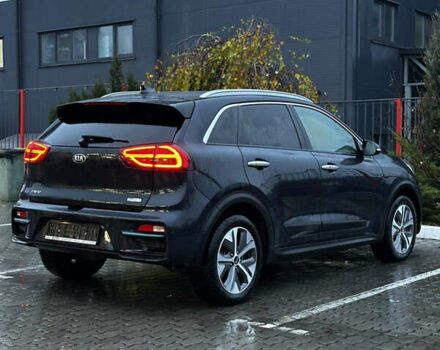 Синій Кіа Niro, об'ємом двигуна 0 л та пробігом 100 тис. км за 19900 $, фото 4 на Automoto.ua
