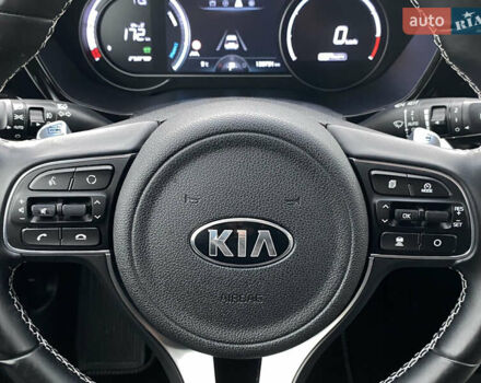 Синій Кіа Niro, об'ємом двигуна 0 л та пробігом 138 тис. км за 21200 $, фото 49 на Automoto.ua