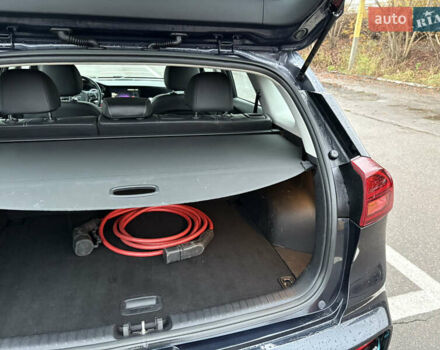 Синий Киа Niro, объемом двигателя 0 л и пробегом 125 тыс. км за 19600 $, фото 58 на Automoto.ua