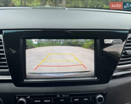 Синий Киа Niro, объемом двигателя 0 л и пробегом 99 тыс. км за 17950 $, фото 78 на Automoto.ua