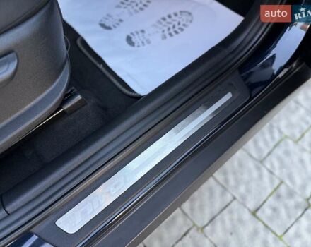 Синий Киа Niro, объемом двигателя 0 л и пробегом 78 тыс. км за 20950 $, фото 101 на Automoto.ua