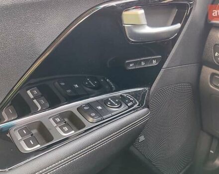 Синий Киа Niro, объемом двигателя 0 л и пробегом 104 тыс. км за 20800 $, фото 15 на Automoto.ua
