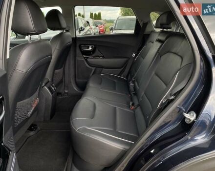 Синий Киа Niro, объемом двигателя 0 л и пробегом 72 тыс. км за 21700 $, фото 56 на Automoto.ua