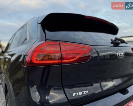 Синій Кіа Niro, об'ємом двигуна 0 л та пробігом 81 тис. км за 19350 $, фото 32 на Automoto.ua