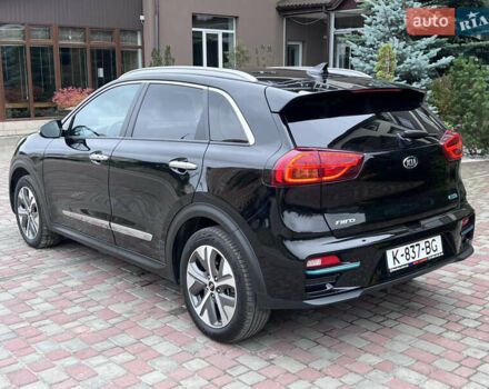 Синій Кіа Niro, об'ємом двигуна 0 л та пробігом 107 тис. км за 19200 $, фото 10 на Automoto.ua