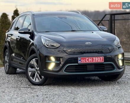Синій Кіа Niro, об'ємом двигуна 0 л та пробігом 81 тис. км за 19350 $, фото 2 на Automoto.ua