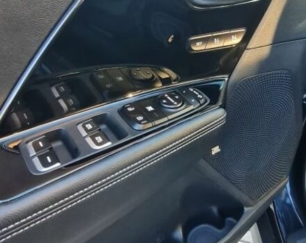 Синій Кіа Niro, об'ємом двигуна 0 л та пробігом 148 тис. км за 19346 $, фото 11 на Automoto.ua