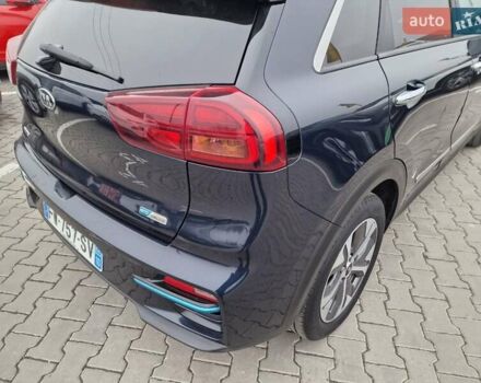 Синий Киа Niro, объемом двигателя 0 л и пробегом 173 тыс. км за 17700 $, фото 6 на Automoto.ua
