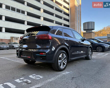 Киа Niro 2020 в Киеве на Automoto.ua Синий Киа Niro, объемом двигателя 0 л и пробегом 131 тыс. км за 17999 $, фото 16 на Automoto.ua