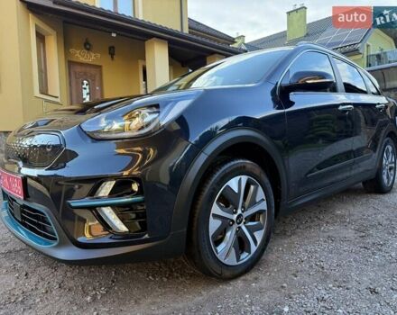 Синий Киа Niro, объемом двигателя 0 л и пробегом 138 тыс. км за 18350 $, фото 1 на Automoto.ua