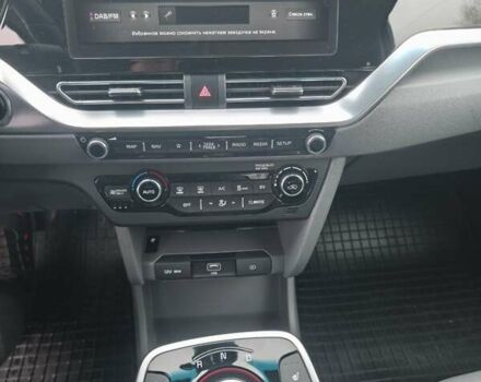 Синій Кіа Niro, об'ємом двигуна 0 л та пробігом 150 тис. км за 18000 $, фото 27 на Automoto.ua