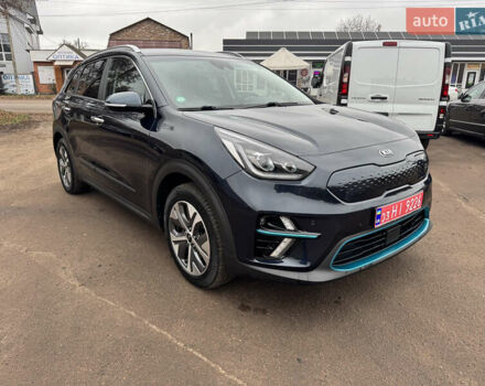 Синий Киа Niro, объемом двигателя 0 л и пробегом 125 тыс. км за 18500 $, фото 2 на Automoto.ua