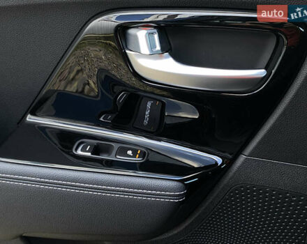 Синій Кіа Niro, об'ємом двигуна 0 л та пробігом 76 тис. км за 22900 $, фото 92 на Automoto.ua