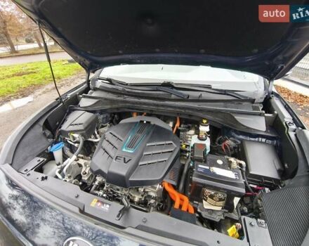Синій Кіа Niro, об'ємом двигуна 0 л та пробігом 150 тис. км за 18000 $, фото 52 на Automoto.ua