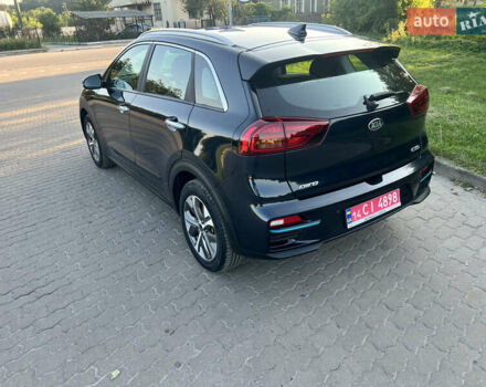 Синій Кіа Niro, об'ємом двигуна 0 л та пробігом 112 тис. км за 19500 $, фото 4 на Automoto.ua