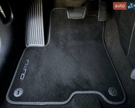 Синий Киа Niro, объемом двигателя 0 л и пробегом 90 тыс. км за 19999 $, фото 43 на Automoto.ua