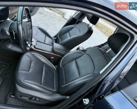 Синій Кіа Niro, об'ємом двигуна 0 л та пробігом 81 тис. км за 19350 $, фото 60 на Automoto.ua