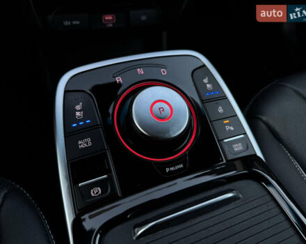 Синий Киа Niro, объемом двигателя 0 л и пробегом 130 тыс. км за 18900 $, фото 85 на Automoto.ua