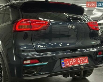 Синій Кіа Niro, об'ємом двигуна 0 л та пробігом 130 тис. км за 19071 $, фото 6 на Automoto.ua