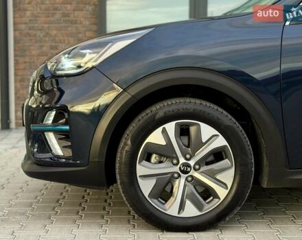 Синий Киа Niro, объемом двигателя 0 л и пробегом 90 тыс. км за 19999 $, фото 32 на Automoto.ua