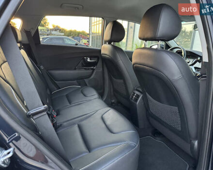 Синий Киа Niro, объемом двигателя 0 л и пробегом 130 тыс. км за 18900 $, фото 70 на Automoto.ua
