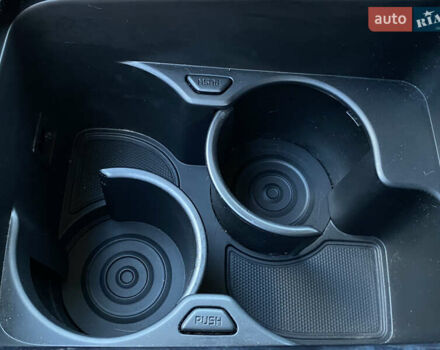 Синій Кіа Niro, об'ємом двигуна 0 л та пробігом 106 тис. км за 21900 $, фото 76 на Automoto.ua