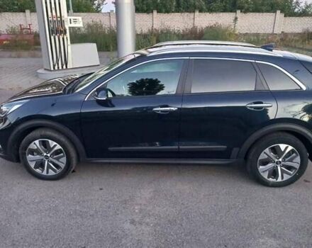 Синій Кіа Niro, об'ємом двигуна 0 л та пробігом 105 тис. км за 21193 $, фото 8 на Automoto.ua
