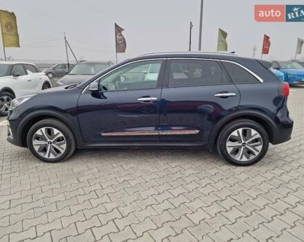 Синий Киа Niro, объемом двигателя 0 л и пробегом 173 тыс. км за 17700 $, фото 4 на Automoto.ua