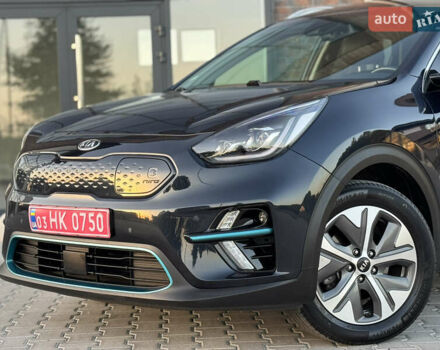 Синий Киа Niro, объемом двигателя 0 л и пробегом 130 тыс. км за 18900 $, фото 11 на Automoto.ua