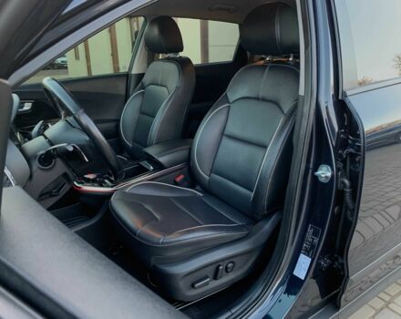Синій Кіа Niro, об'ємом двигуна 0 л та пробігом 119 тис. км за 18455 $, фото 12 на Automoto.ua