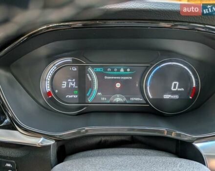 Киа Niro 2020 в Луцке на Automoto.ua Синий Киа Niro, объемом двигателя 0 л и пробегом 157 тыс. км за 19700 $, фото 53 на Automoto.ua