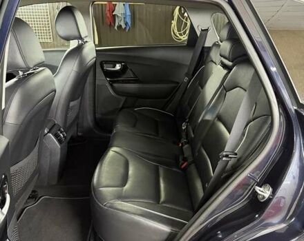 Синій Кіа Niro, об'ємом двигуна 0 л та пробігом 144 тис. км за 18799 $, фото 42 на Automoto.ua