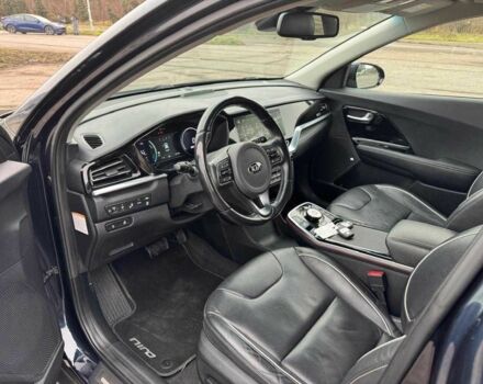 Синій Кіа Niro, об'ємом двигуна 0 л та пробігом 155 тис. км за 19900 $, фото 8 на Automoto.ua