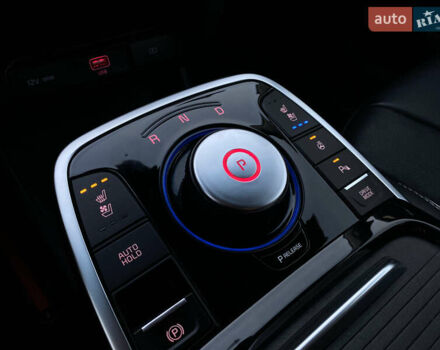 Синій Кіа Niro, об'ємом двигуна 0 л та пробігом 105 тис. км за 20300 $, фото 15 на Automoto.ua