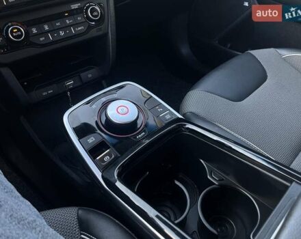 Синій Кіа Niro, об'ємом двигуна 0 л та пробігом 84 тис. км за 18500 $, фото 23 на Automoto.ua