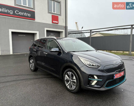 Синий Киа Niro, объемом двигателя 0 л и пробегом 101 тыс. км за 19900 $, фото 5 на Automoto.ua