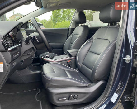 Синій Кіа Niro, об'ємом двигуна 0 л та пробігом 138 тис. км за 21200 $, фото 39 на Automoto.ua