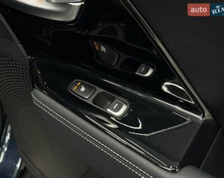 Синій Кіа Niro, об'ємом двигуна 0 л та пробігом 130 тис. км за 19071 $, фото 30 на Automoto.ua