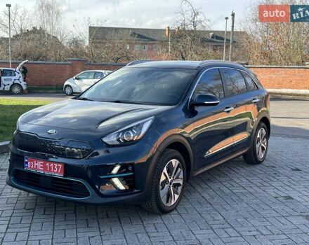Синий Киа Niro, объемом двигателя 0 л и пробегом 92 тыс. км за 18799 $, фото 9 на Automoto.ua