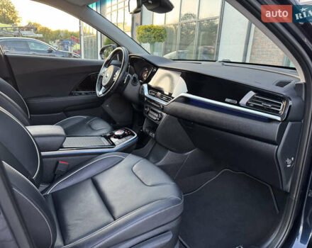 Синий Киа Niro, объемом двигателя 0 л и пробегом 130 тыс. км за 18900 $, фото 65 на Automoto.ua