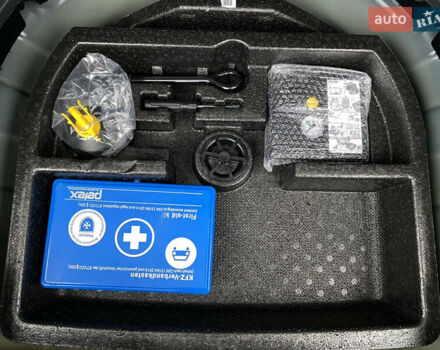 Синій Кіа Niro, об'ємом двигуна 0 л та пробігом 138 тис. км за 21200 $, фото 96 на Automoto.ua