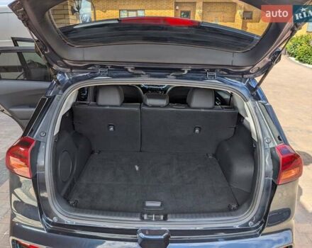 Киа Niro 2020 в Луцке на Automoto.ua Синий Киа Niro, объемом двигателя 0 л и пробегом 157 тыс. км за 19700 $, фото 40 на Automoto.ua