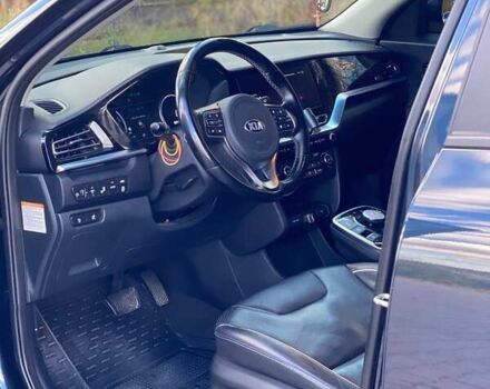 Синий Киа Niro, объемом двигателя 0 л и пробегом 130 тыс. км за 18888 $, фото 10 на Automoto.ua