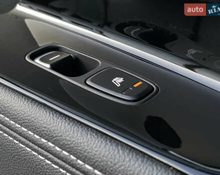 Синій Кіа Niro, об'ємом двигуна 0 л та пробігом 106 тис. км за 21900 $, фото 89 на Automoto.ua