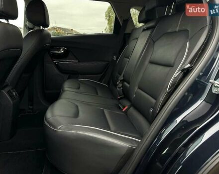 Синий Киа Niro, объемом двигателя 0 л и пробегом 117 тыс. км за 19900 $, фото 75 на Automoto.ua