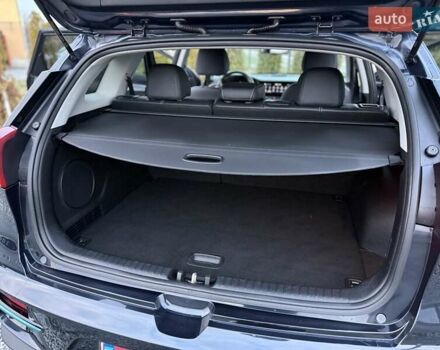 Синій Кіа Niro, об'ємом двигуна 0 л та пробігом 81 тис. км за 19350 $, фото 95 на Automoto.ua