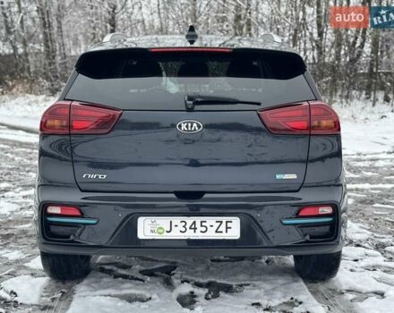 Синій Кіа Niro, об'ємом двигуна 0 л та пробігом 134 тис. км за 19300 $, фото 26 на Automoto.ua