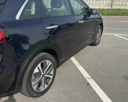 Синий Киа Niro, объемом двигателя 0 л и пробегом 155 тыс. км за 18500 $, фото 6 на Automoto.ua