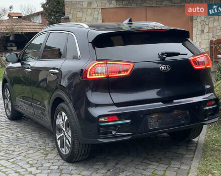Синий Киа Niro, объемом двигателя 0 л и пробегом 115 тыс. км за 17900 $, фото 4 на Automoto.ua