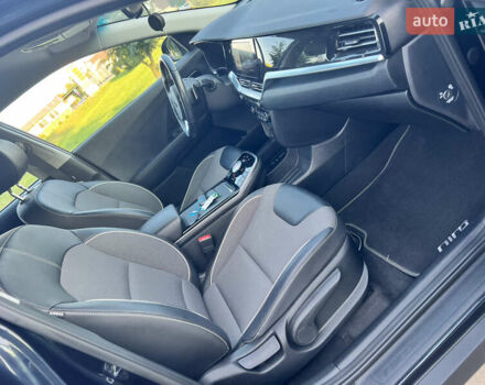 Синій Кіа Niro, об'ємом двигуна 0 л та пробігом 112 тис. км за 19500 $, фото 41 на Automoto.ua